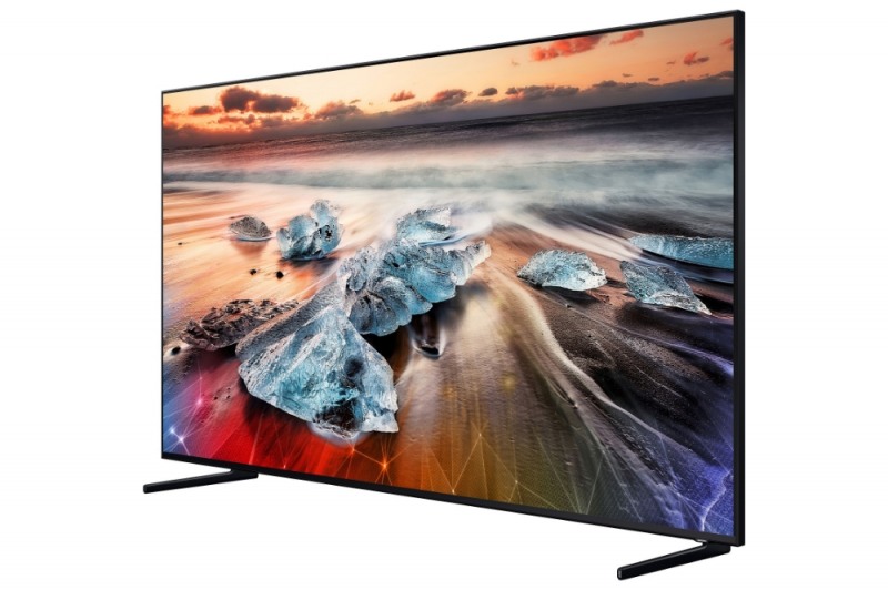 ●삼성전자 8K QLED 98형 모델의 모습/사진=삼성전자