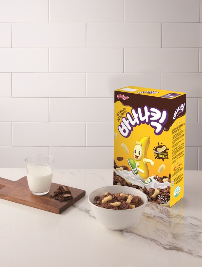 농심켈로그는 초코 푸레이크와 미니 사이즈 바나나킥이 만난 ‘바나나킥 초코시리얼’을 출시한다. /사진=농심켈로그.
