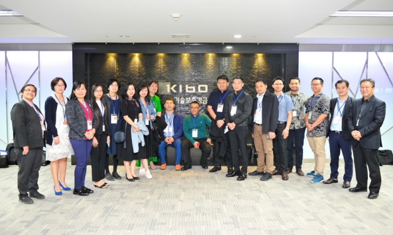 기보는 지난 8일 여의도 63스퀘어에서 인도네시아 등 아시아 개발도상국가의 중소기업 지원부처 정책담당자들을 대상으로 기술평가시스템, 기술금융기법을 소개하는 등 기술평가 노하우를 전수했다./사진=기술보증기금