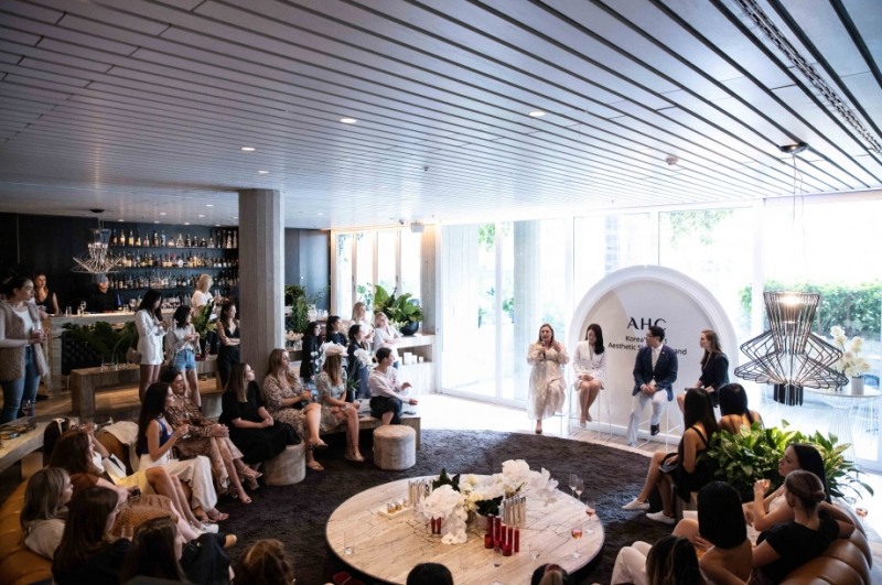 AHC는 지난 달 29일 호주 시드니에 위치한 아이비 펜트하우스 백화점에서 공식 론칭 행사를 진행했다. /사진제공=AHC