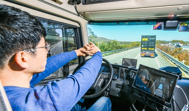 '물류 자율주행의 꿈' 현대차, 트럭 플래투닝 시연