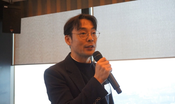 김동민 제이엘케이인스펙션 대표가 25일 서울 여의도에서 IPO 기자 간담회를 열고 향후 사업 전략을 밝히고 있다./ 사진=제이엘케이인스펙션