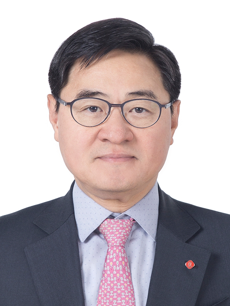 이봉철 롯데 호텔&서비스BU장 사장. /사진제공=롯데지주