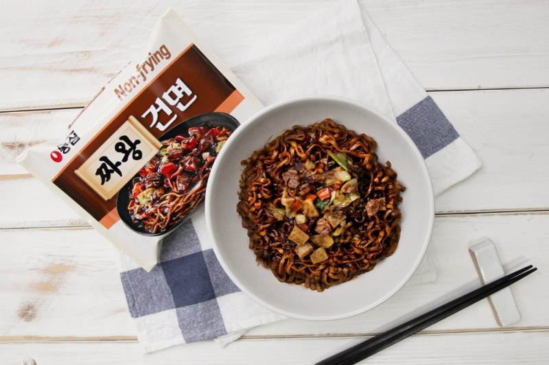 "건면 열풍 계속"…농심, 칼로리 20% 낮춘 '짜왕건면' 출시