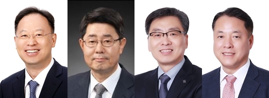 (왼쪽부터)신임 최영 NICE홀딩스 부회장, 심의영 NICE홀딩스 부회장, 신희부 NICE평가정보 대표이사, 조성태 KIS정보통신 VAN부문 대표이사 내정자. / 사진 = NICE그룹