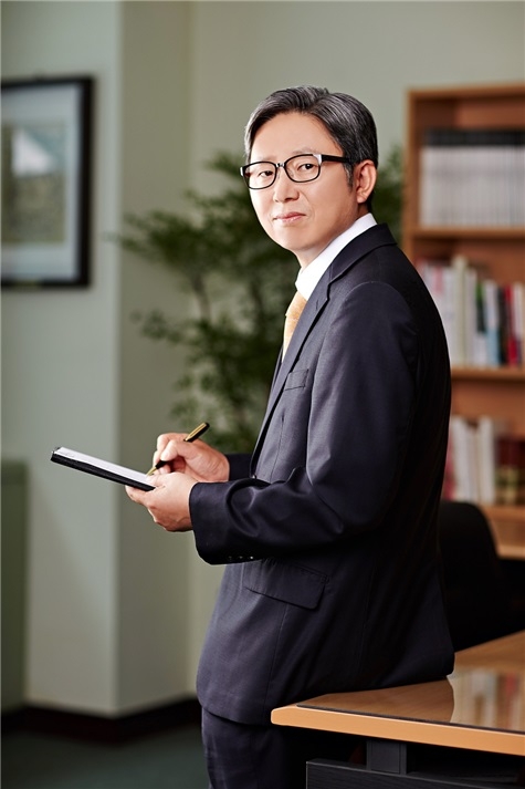 김병관 보라매병원 원장 모습/사진=오승혁 기자(자료 편집)