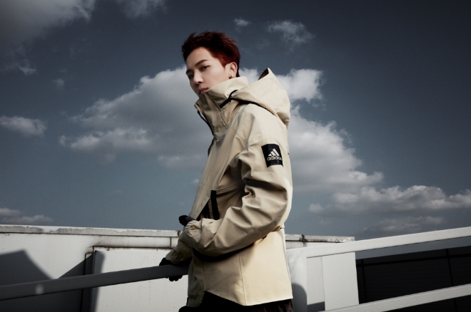 아디다스는 다가오는 SS20시즌을 맞아 변화무쌍한 날씨에도 쾌적하고 자유로운 착용감을 선사하는 어반 테크니컬 아우터 ‘마이쉘터(MYSHELTER)’를 출시한다. /사진=아디다스.