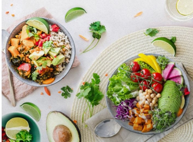 롯데마트 몰은 고객이 온라인에서도 비건 상품을 편리하게 구매 할 수 있도록 비건 상품만 모아둔 기획전을 연다. /사진=롯데그룹.