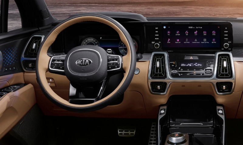 쏘렌토 풀체인지, 과묵하지만 새롭게