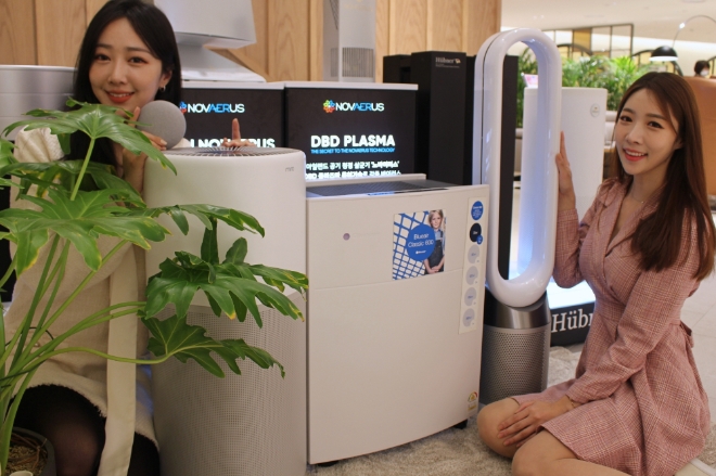 롯데백화점은 다음 달 31일까지 전점에서 ‘공기청정기 추천 상품전’을 열고, 다이슨 공기 청정기 등 성능과 디자인을 겸비한 공기청정기 3종을 할인가에 선보인다. /사진=롯데그룹.