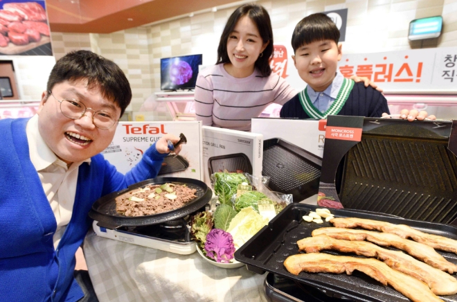 홈플러스는 오는 4일까지 마이홈플러스 회원을 대상으로 농협 안심한우 전 품목을 30% 할인 판매한다. /사진=홈플러스.