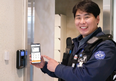 스마트홈에 보안을 더하다, SKT-ADT캡스 ‘캡스 스마트빌리지’ 출시