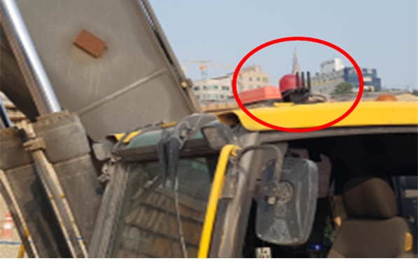 건설장비 접근 경보시스템 예시 /사진=국토교통부