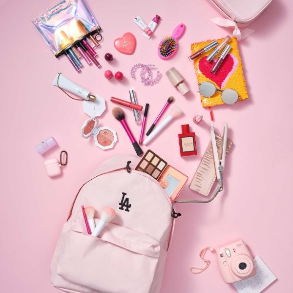 MLB눈 중고등학생부터 대학생과 직장인까지 다양한 연령대의 소비자 니즈를 만족시킬 수 있는 ‘2020년 백팩 컬렉션’을 내놨다. /사진=MLB.