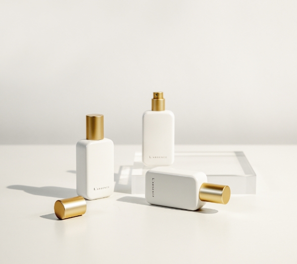 니치 향수 브랜드 랍셍스(labsence)의 ‘랍셍스 아쿠아 라임펀치 오 드 퍼퓸’. /사진=랍셍스.