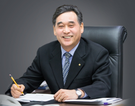 김기홍 JB금융 회장, 자사주 4만주 매입…“책임 경영에 대한 확고한 의지”