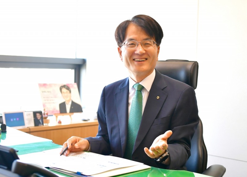 △ 제5대 손병환 NH농협은행장. /사진=NH농협은행