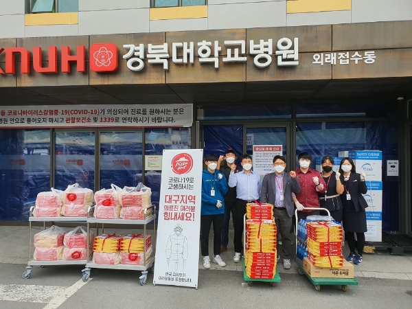 피자헛은 코로나19로 분투하고 있는 대구지역 의료진 및 자원봉사자를 위해 피자 1000판을 기부한다. /사진=한국피자헛.