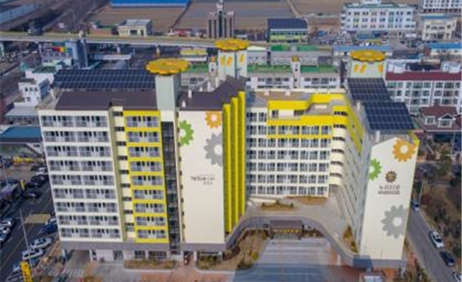 고령자 맞춤형 공공주택 '장성영천' 단지 전경 / 사진=국토교통부