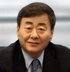 김준기 전 DB 회장, 성폭력 혐의 1심 재판서 집행유예 석방