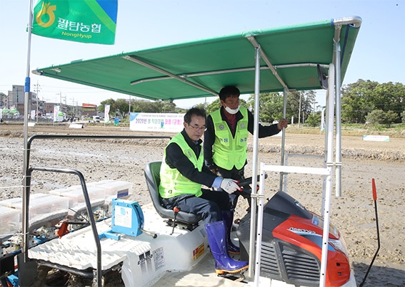 농협, 벼 직파재배 파종 시연회 개최