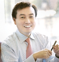 ▲사진: 차석용 LG생활건강 대표이사 부회장