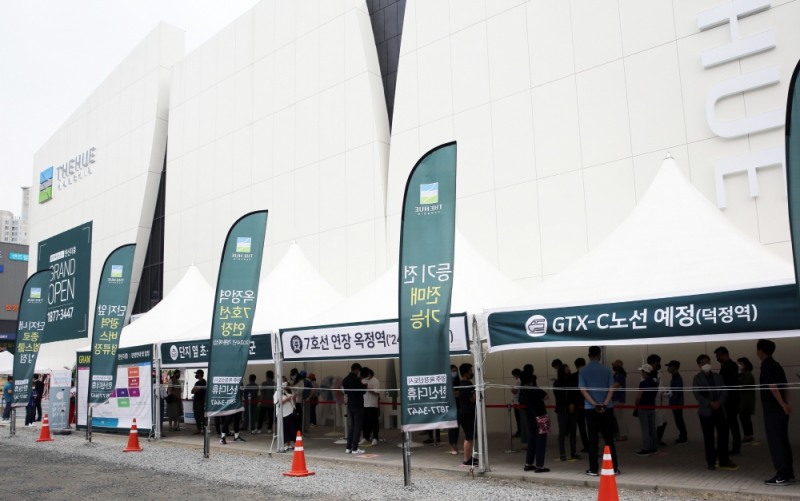 양주 옥정신도시 한신더휴 견본주택 외부사진