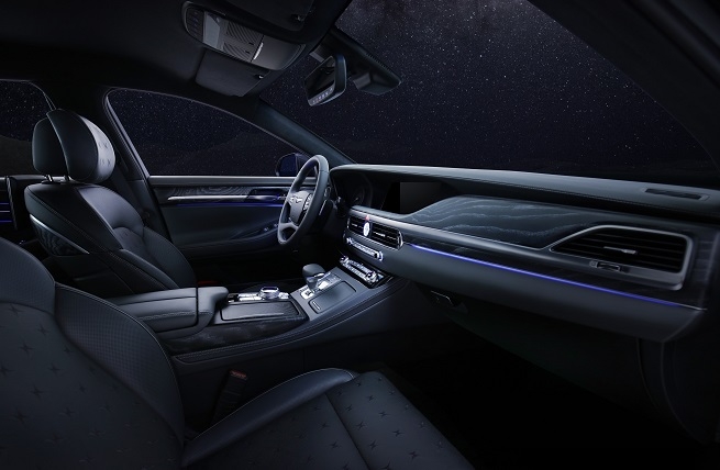 제네시스 G90 스타더스트 내부.