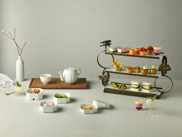 오설록의 프리미엄 티룸(Tea Room) 오설록 1979가 제주의 기억을 오롯이 담아낸 ‘오설록 애프터눈 티 세트’를 업그레이드 출시했다. 사진=아모레퍼시픽.