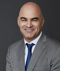 '성희롱·폭행 의혹' 파블로 로쏘 FCA코리아 대표, 수입차협회 직무정지