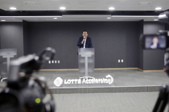 롯데액셀러레이터, 온라인 데모데이 개최