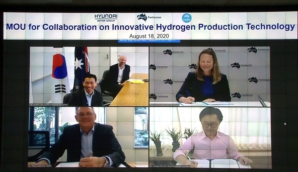 (오른쪽위부터 시계방향으로) 줄리 셔틀워스 포테스큐 부사장, 지영조 현대자동차 전략기술본부장 사장, 피터 메이필드 CSIRO 환경·에너지·자원 부문 본부장, 제임스 최 주한 호주대사. 사진=현대차.