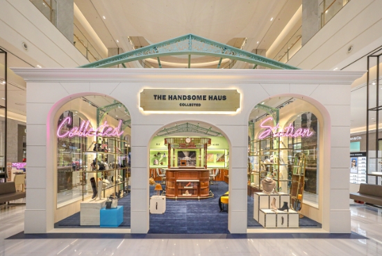 현대백화점 판교점(성남시 분당구 소재) 1층의 ‘더 한섬 하우스 콜렉티드(THE HANDSOME HAUS COLLECTED)’ 쇼룸 전경. / 사진 = 현대백화점그룹