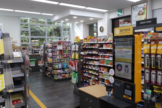 이마트24 매장 내부. / 사진 = 이마트24