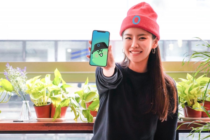 SK텔레콤과 카카오는 자사의 대표 지식재산권(IP)인 SK텔레콤의 '0(영)'과 카카오의 '죠르디'를 활용해 ‘사죠영’ 캐릭터를 공동제작했다./사진=SK텔레콤