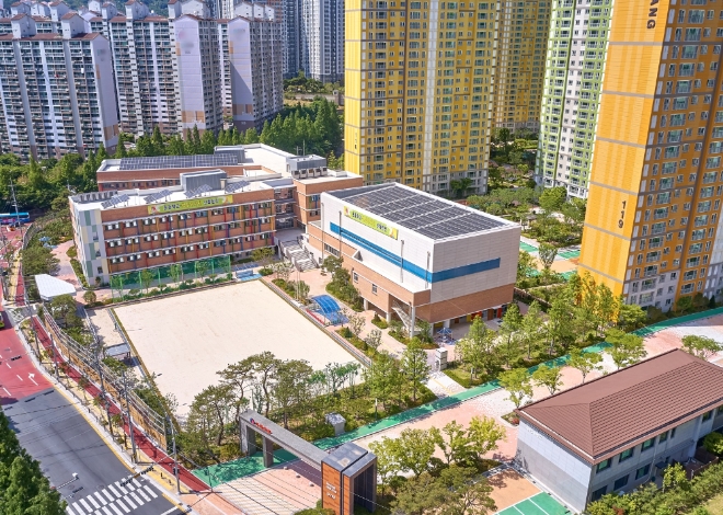 부영주택이 공급 중인 창원월영 ‘마린애시앙’의 단지 내에 고운초등학교 개교가 확정됐다. /사진=부영그룹,