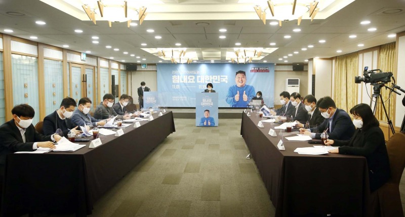 오는 11월 1일부터 열리는 '코리아 세일 페스타'에는 21일 기준 1328개의 기업이 참가 신청 의사를 밝혔다. / 사진 = 코리아 세일 페스타