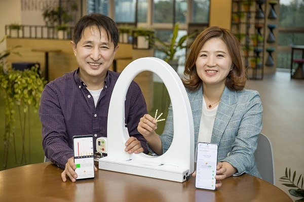 체계적인 건강 관리를 도와주는 홈 IoT 소변 검사 시스템 '옐로시스(Yellosis)'.