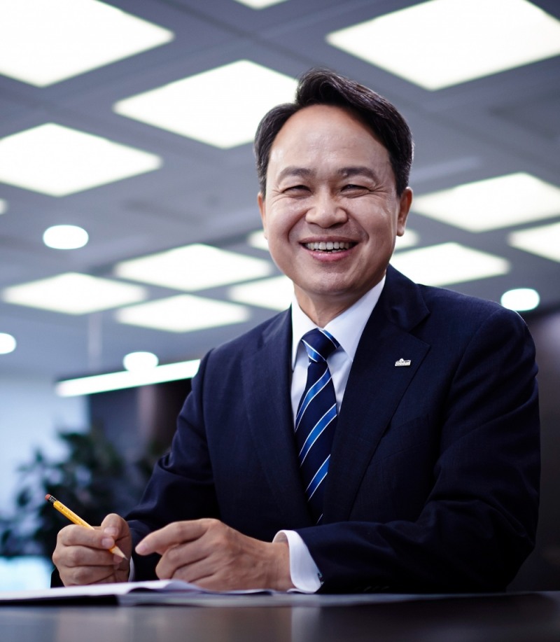 진옥동 신한은행장. /사진=신한은행