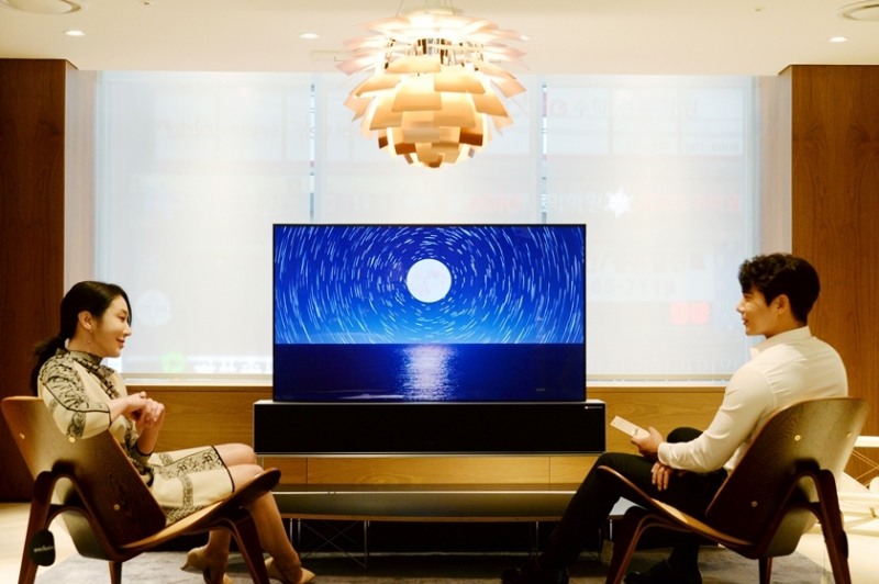 LG전자가 프리미엄 라이프스타일 편집매장 ‘더콘란샵’에 ‘LG 시그니처 올레드 R’ 체험 공간을 운영한다./사진=LG전자