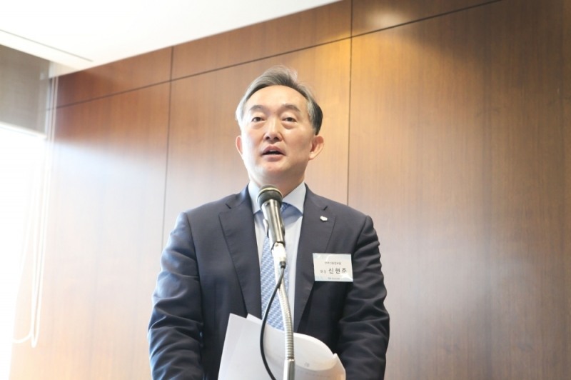 신현준 신용정보원장이 지난 5월 ‘금융데이터 포럼’ 출범식에서 환영사를 남기고 있다. /사진=신용정보원