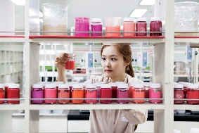 한국콜마, 주요 색조제품 비건 인증받아