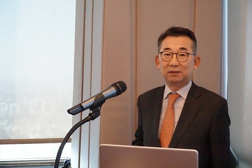 ▲김군호 에프앤가이드 대표이사가 3일 서울 여의도에서 열린 기업공개(IPO) 기자간담회에서 회사의 성장전략을 발표하고 있다./ 사진=에프앤가이드