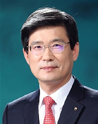 ▲사진: 이창재 우리자산신탁 대표