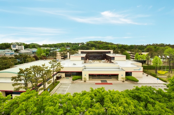 동양생명이 내달 1일부터 경기도 일산에 위치한 동양생명 산하의 동양인재개발원을 코로나19 생활치료센터로 제공한다. / 사진 = 동양생명