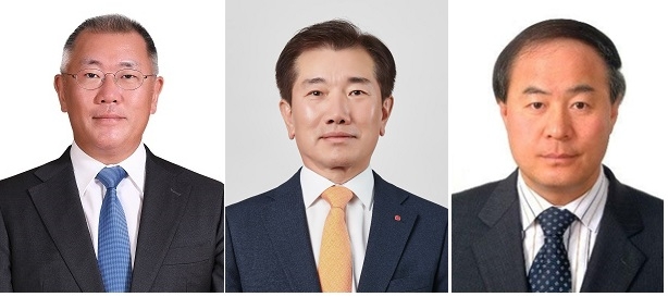 (왼쪽부터)정의선 현대차그룹 회장, 김종현 LG에너지솔루션 사장, 전영현 삼성SDI 사장.
