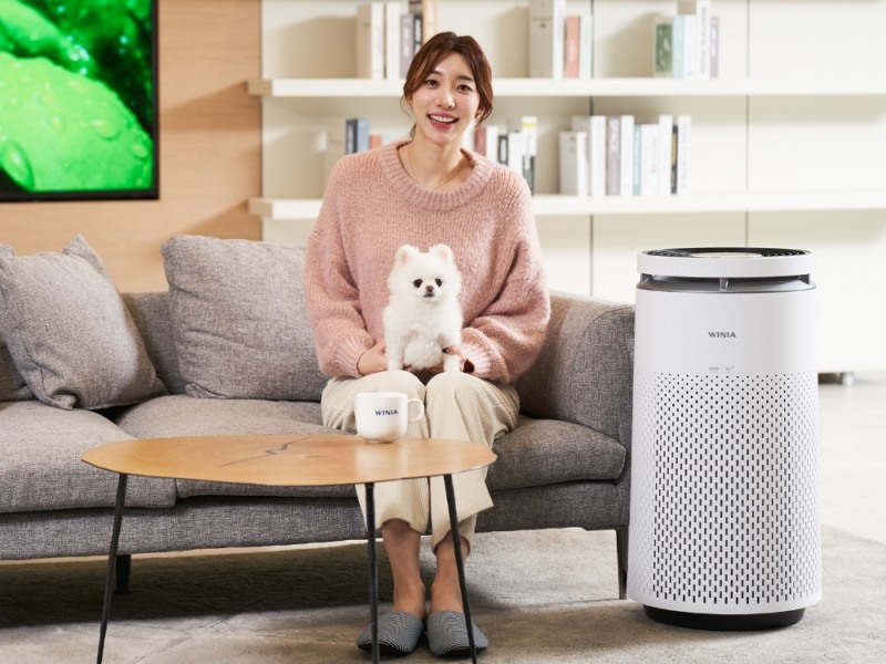 위니아딤채가 정화 기능을 강화한 공기청정기 '퓨어플렉스'를 출시했다. 사진=위니아딤채