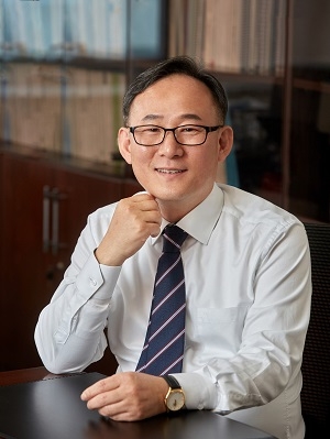 박성주 유진로봇 대표이사.