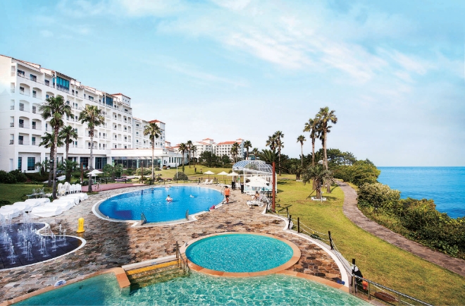 금호석유화학그룹은 금호리조트의 인수 절차가 마무리되면서 금호리조트가 금호석유화학그룹의 일원이 됐다고 2일 밝혔다. 사진=금호석유화학그룹.