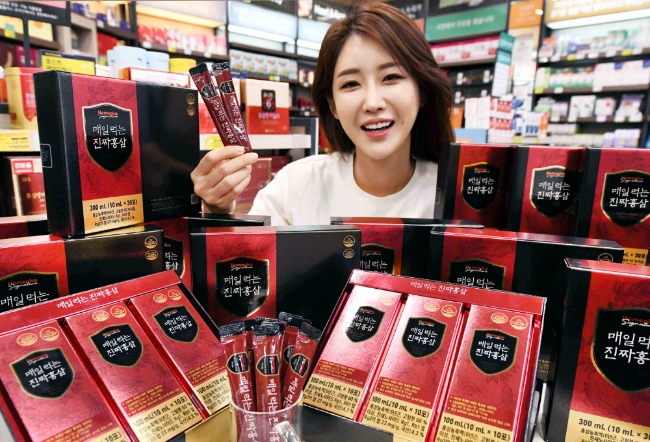 홈플러스가 자사PB인 ‘매일 먹는 진짜홍삼’을 출시했다고 17일 밝혔다./사진제공=홈플러스